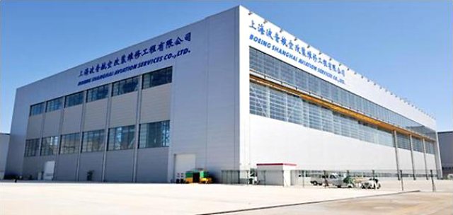 J . 上海波音航空改裝維修工程