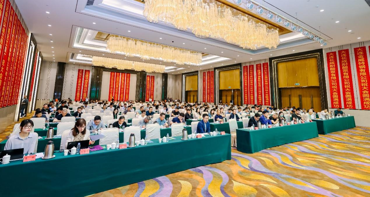 24/05/28 中國硫酸工業(yè)協(xié)會八屆五次理事會在江蘇揚(yáng)州順利召開